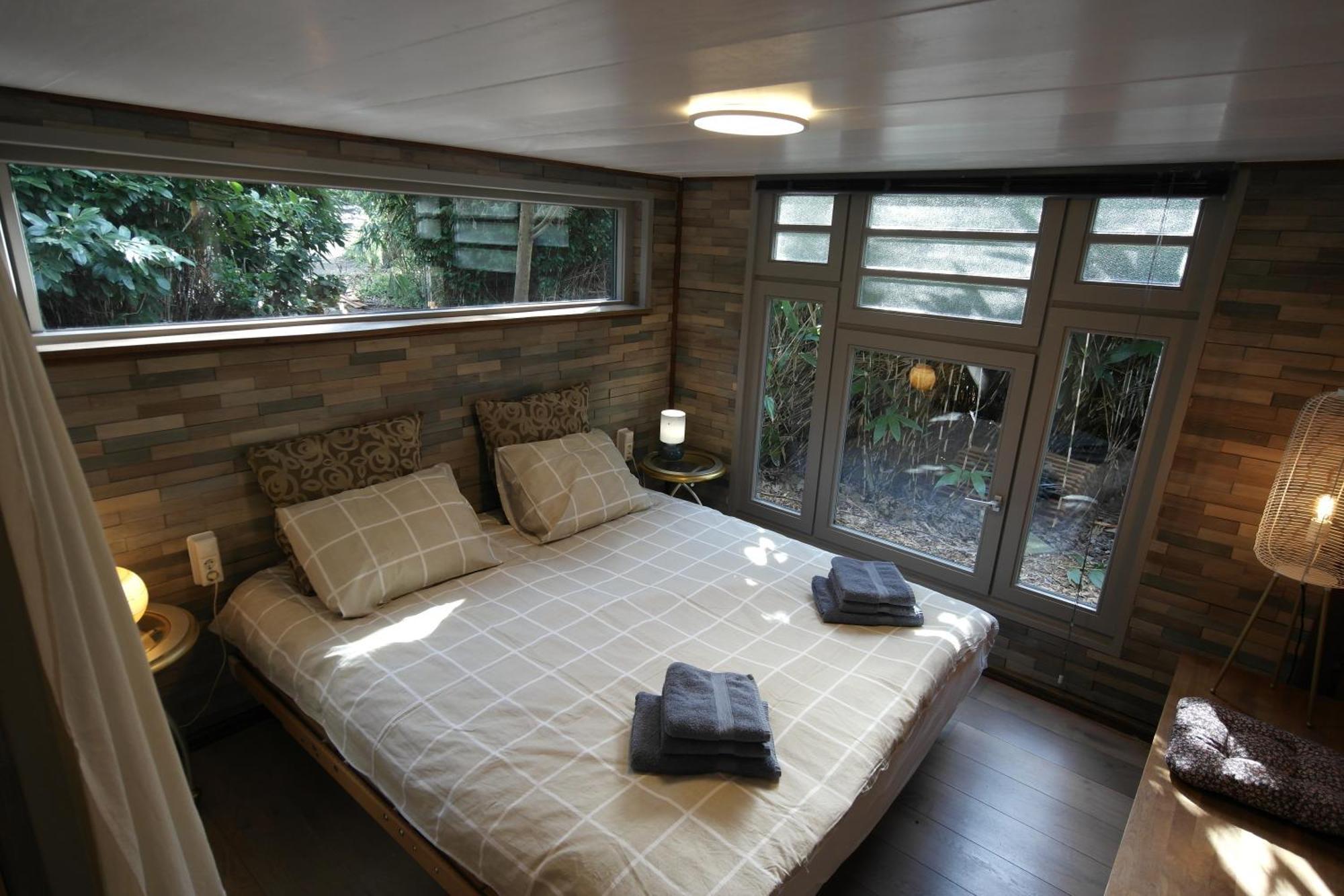 Chalet in paradise garden Velden Bagian luar foto